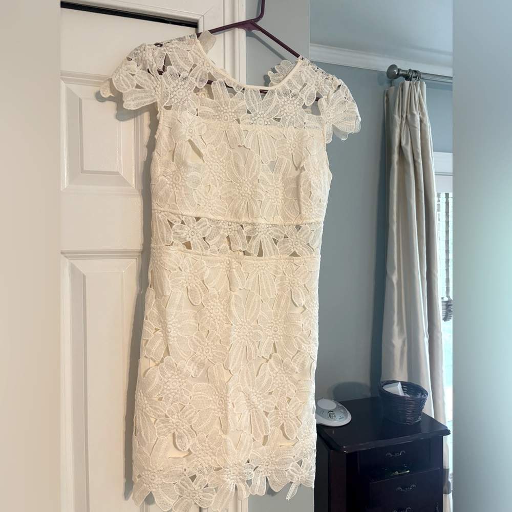 Romeo and Juliet Couture lace cutout dress in cream size small